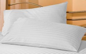 Наволочка сатин-страйп 70х70